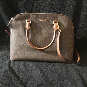 Michael Kors CINDY LG DOME SATCHEL